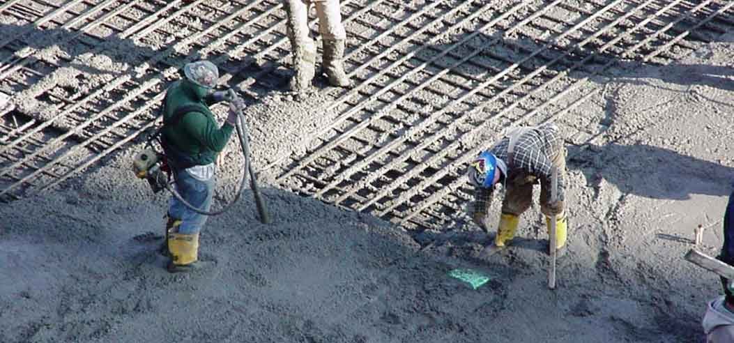 Memahami Jenis-jenis Bahan Baku yang Digunakan dalam Pembuatan Beton Cor